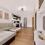 Lazy Days - 1br In Center 瓦爾納