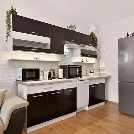 Apartman Lazy Days - 1br In Center