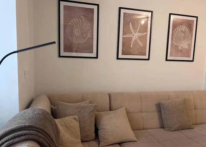 Lazy Days - 1br In Center فارنا